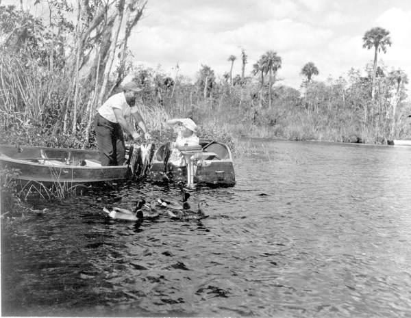 Today, Mary’s Fish Camp continues a tradition that started decades ago in 1946. Simple cabins, river mornings, and a deep connection to this place. Old Florida isn’t gone. It’s still right here.
📸
Help us preserve the story.
Share your photos, tag us, or send us your favorite Mary’s memory.
This photo was taken in 1949. Courtesy of floridamemory.com 

#MarysFishCamp
#OldFlorida
#WeekiWachee
#FloridaHistory
#BayportFL
#WeekiWachee