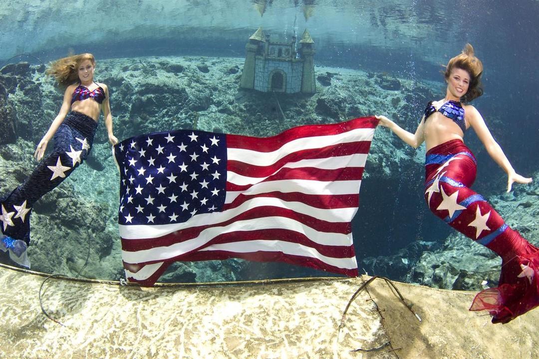 To our friends near and far, we hope you have a safe and happy Independence Day! ⁠
⁠
⁠
⁠
#FLAdventureCoast #Brooksville #WeekiWachee #Florida #WeekiWacheeSprings #hernandocounty #loveFL #happyindependenceday