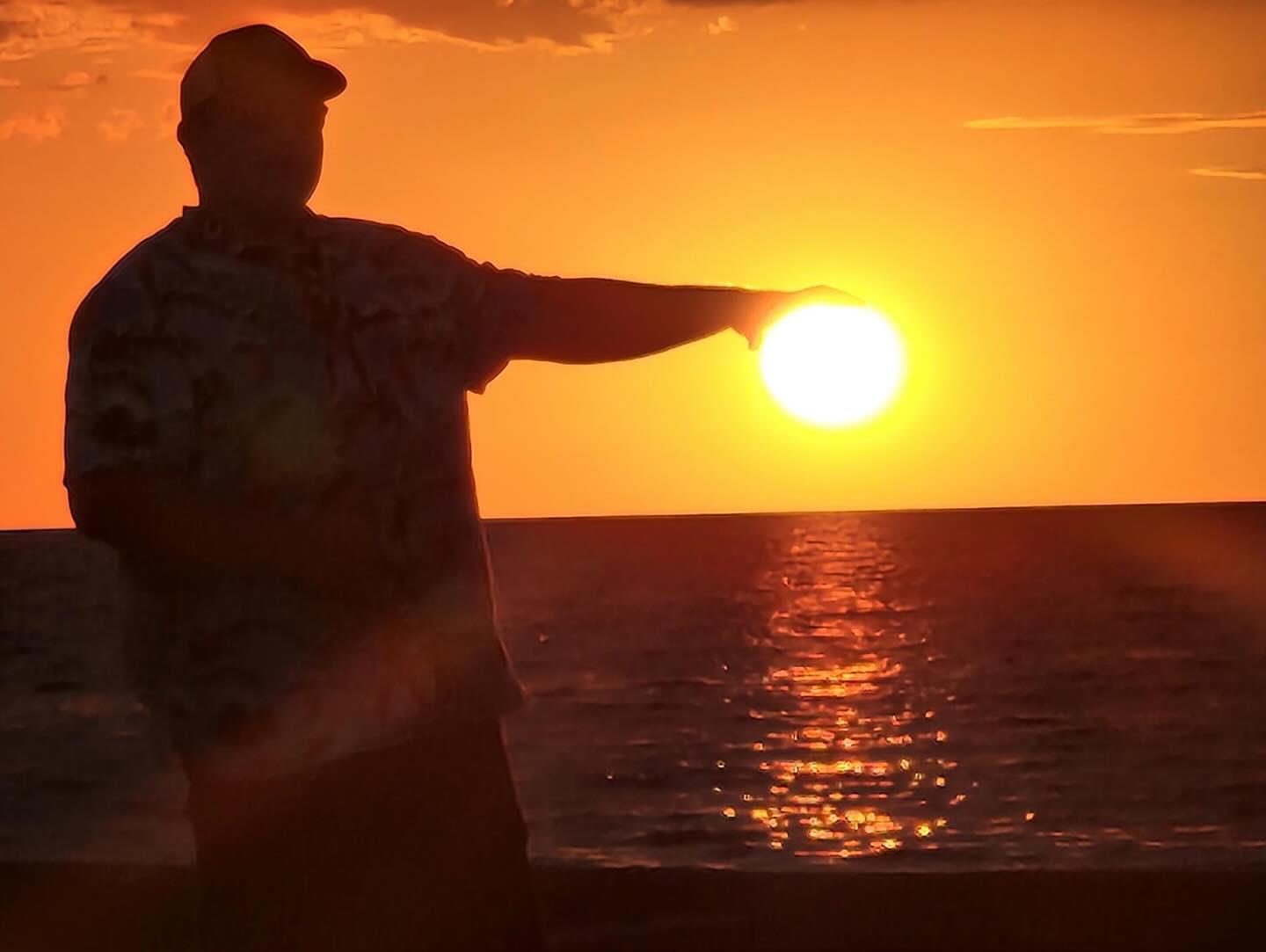 We often get asked for suggestions of things to do in the area while staying at Three Palms. One of our first and favorite recommendations is always watching the sunset at Pine Island. This secluded, white sand beach is a favorite little secret to the locals. You won’t be bombarded by tourists  or have to fight for a spot on the sand, and you’re guaranteed to have one of the best views of your life. It’s a great spot to spend the day and into the evening, where time slows down and peace is found. #pineislandfl #hernandobeach #florida #airbnb #floridavacation #visitflorida