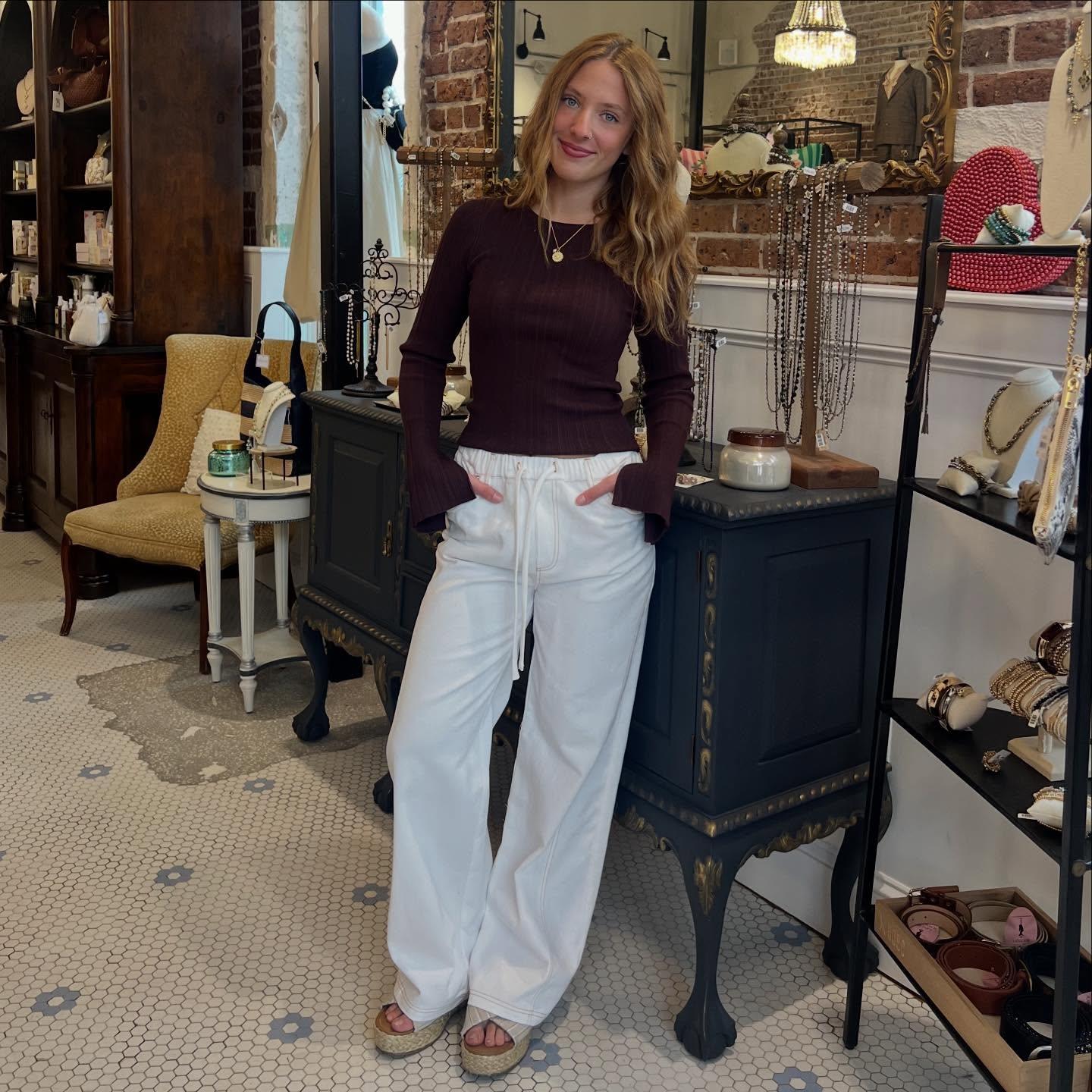 Almost spring kind of pant…thick enough to wear for those last few days of winter, yet lightweight enough to wear the rest of the year. Shop transition pieces today 10-530! #earlyspring #pearlporchboutique #brooksvillefl