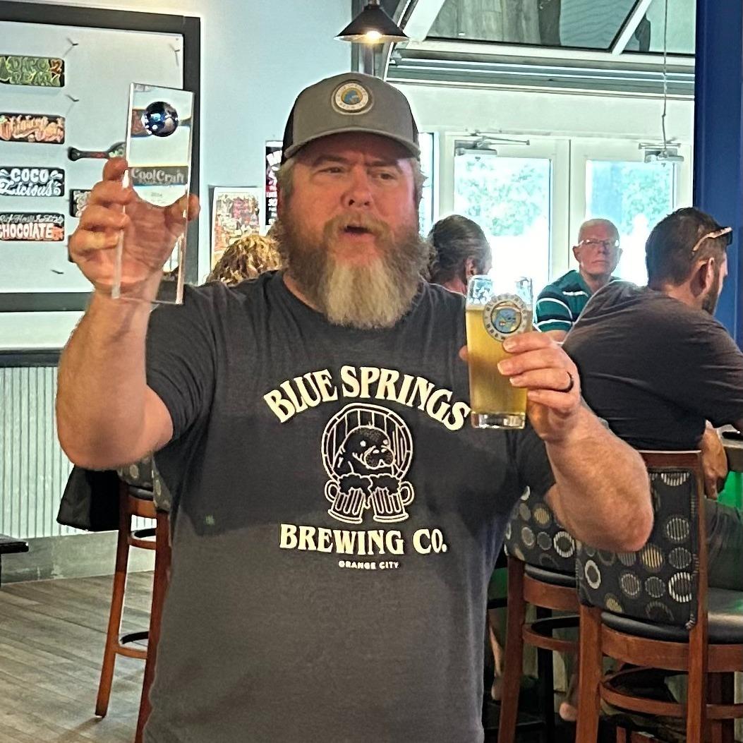 It was another exciting night out in West Volusia as we celebrated the winner of the 2024 CoolCraft Summer Beverage Competition in the alcoholic category! We enjoyed the Mexico-inspired drink, "Pancho Chela," at @bluespringsbrewing - Riverwalk Pizzeria & Brew Pub! Delicious food, plus BINGO & BREWS, made for a fun-filled evening!🍕🍺

#coolcraftsummer #CoolCraftTrail #bluespringsbrewing #visitwestvolusia #oldfloridanewvibe #bingoandbrews #craftbeer #meetthewestons