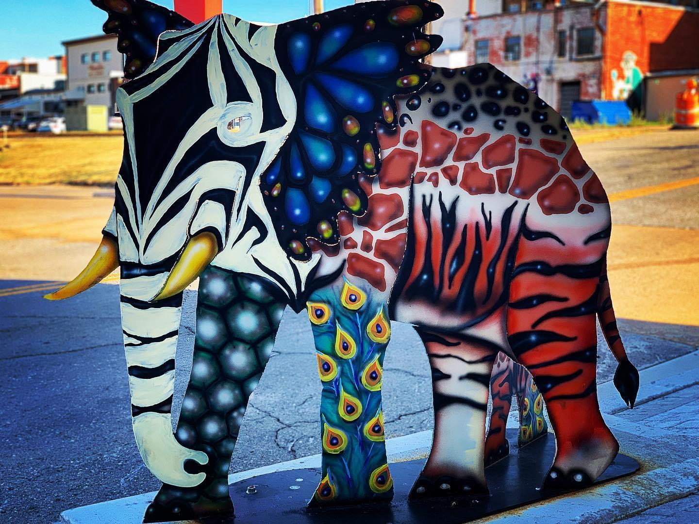 #mcalestermondays #mymcalester #discovermcalester #exploremcalester #mcalester #McOK #mcalesteroklahoma #mcalesterstreetart #art #artwalk #oklahoma #travel #tourism #creativeart #travelok #discoverok #streetart #metalwork