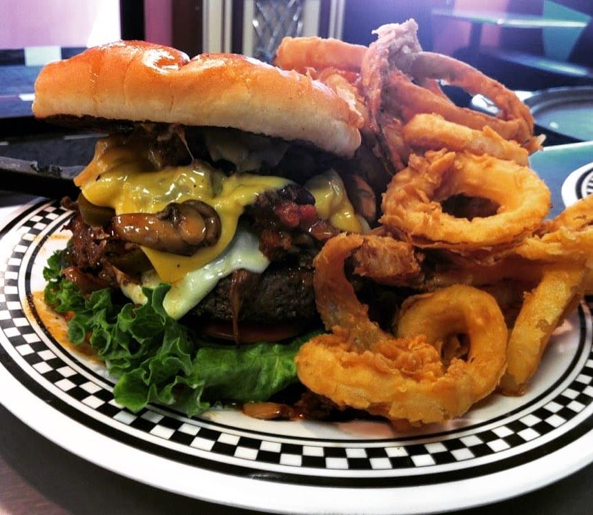 #foodfriday #mymcalester #exploremcalester #discovermcalester #McOK #yum #delicious #yummy #dinner #50sdiner #travelok #oklahoma #mcalester #family #eat #eatlocal #dinnerisserved #diner #travel